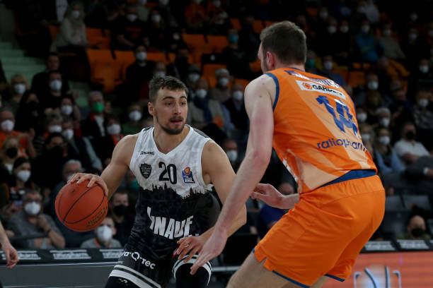 现了非凡的 现了非凡的