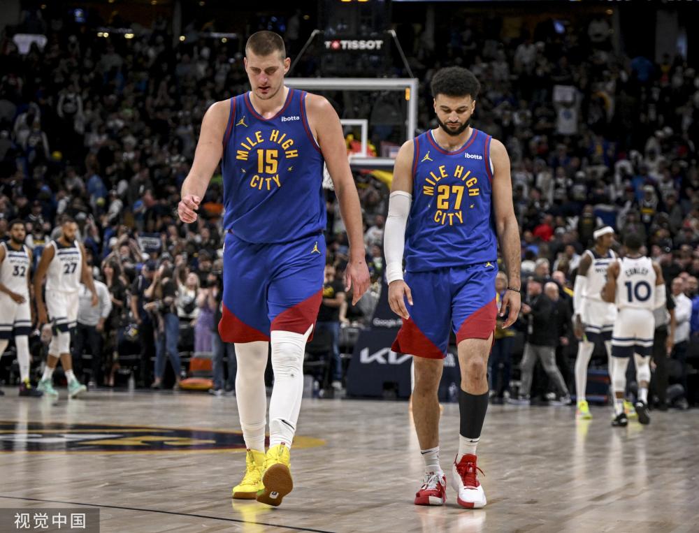 他手中的牌 他手中的牌