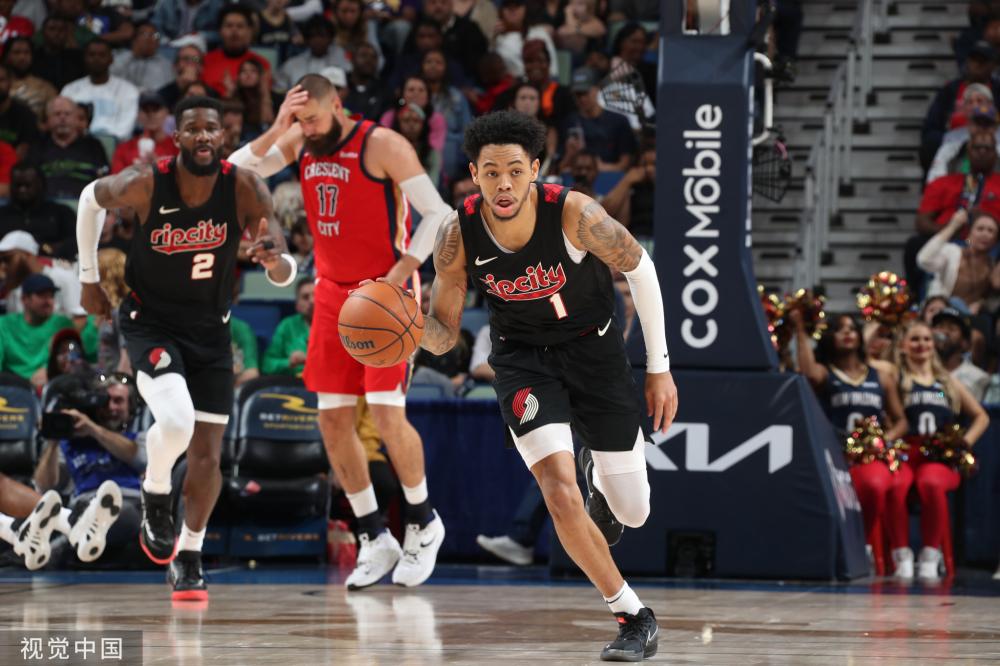 身体对抗出 身体对抗出